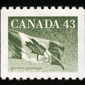 Canada Stamp #1395 - Flag (1992) 43¢ Dull fluorescence